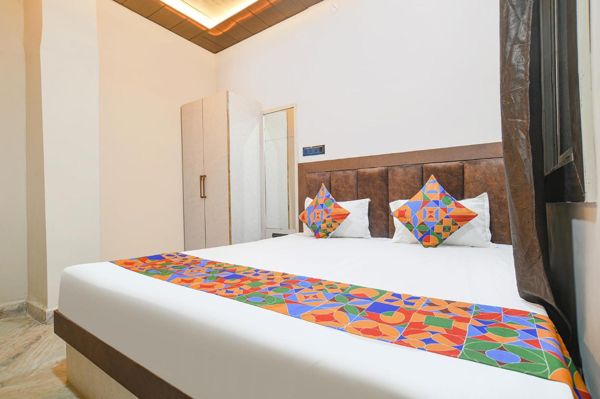 Fabhotel Shiva Grand Удджайн Екстер'єр фото