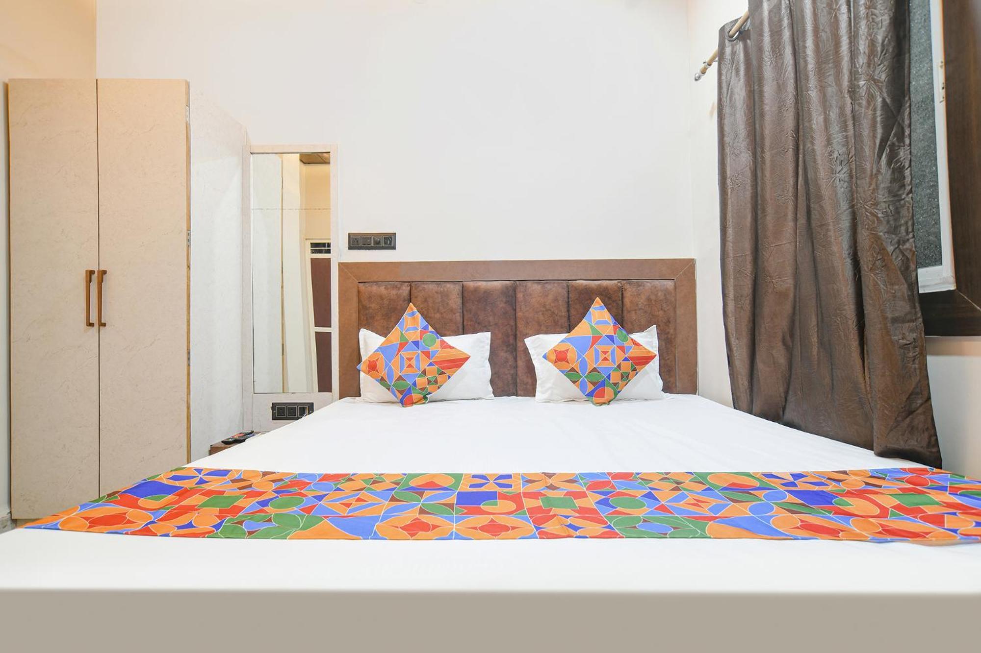 Fabhotel Shiva Grand Удджайн Екстер'єр фото